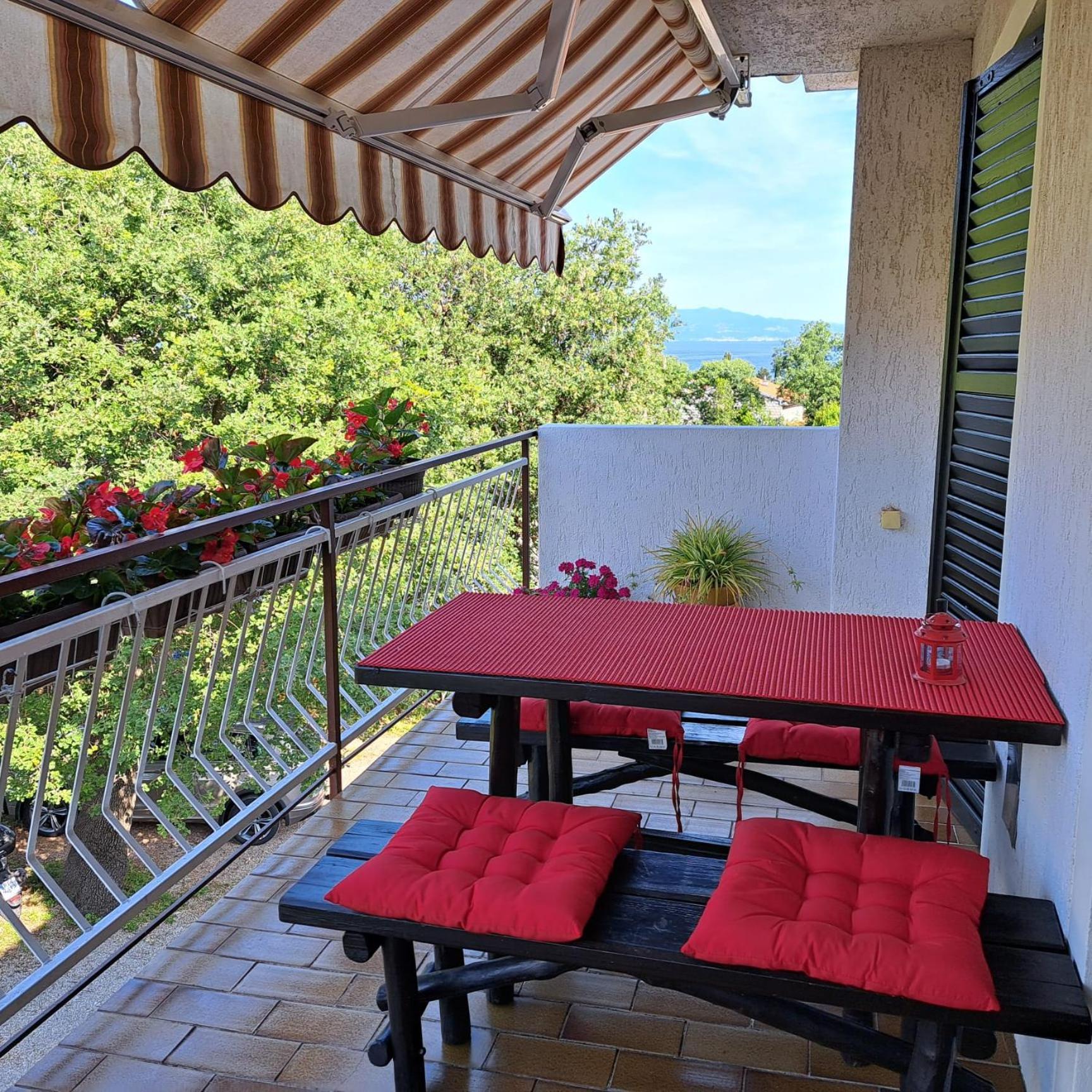 Apartments Sabina I Grapes Малинска Экстерьер фото